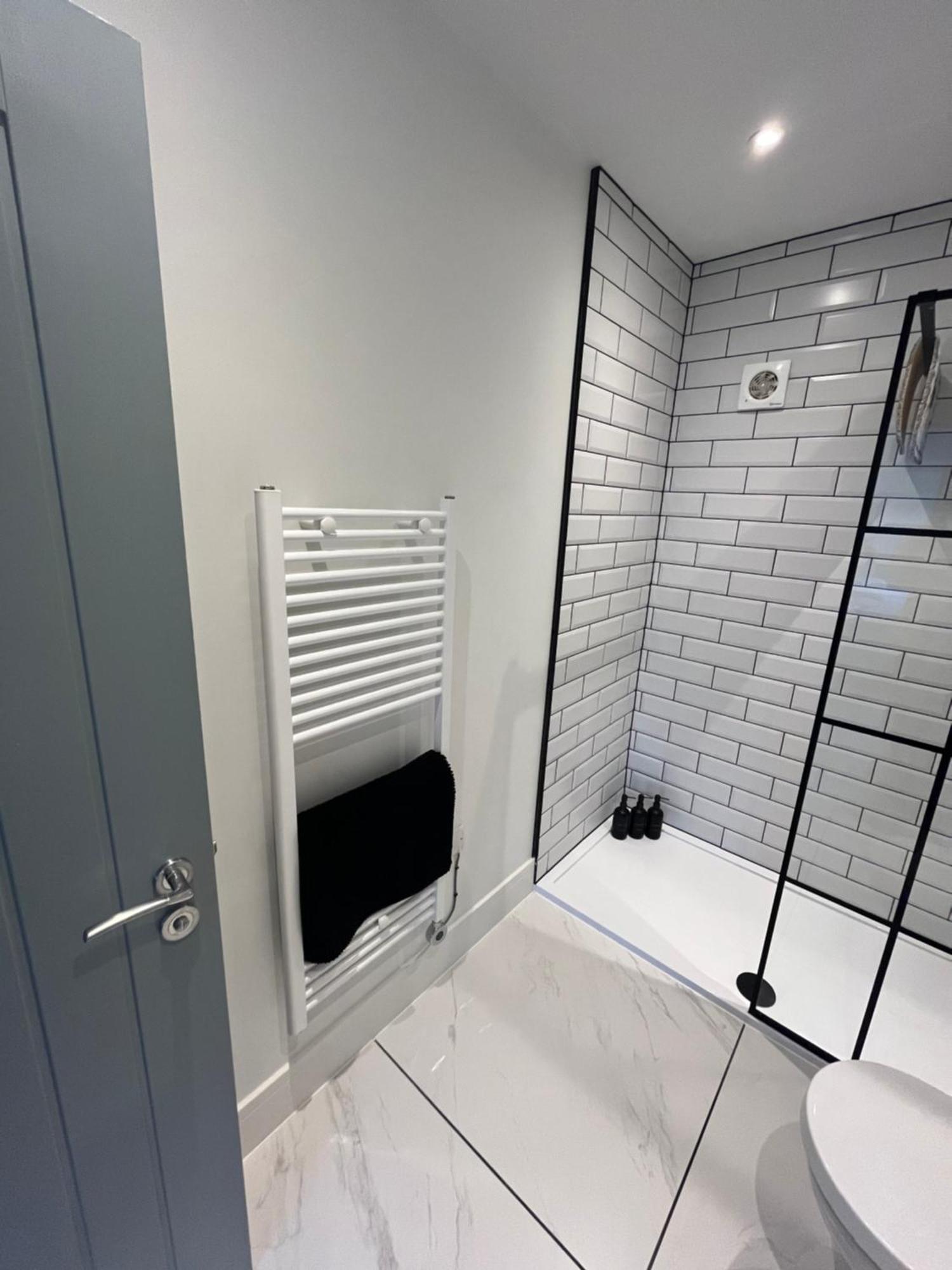 Entire Property In Downham Market, Serviced Accomodation Apartman Kültér fotó